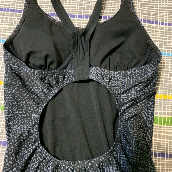 Speedo Swimsuit One Piece Womens 8-10 black gray - Picture 6 of 9